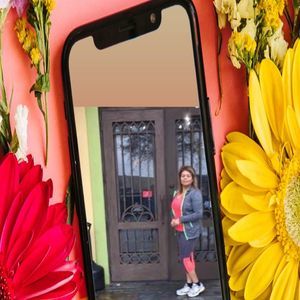 Meet your Posher, Alma